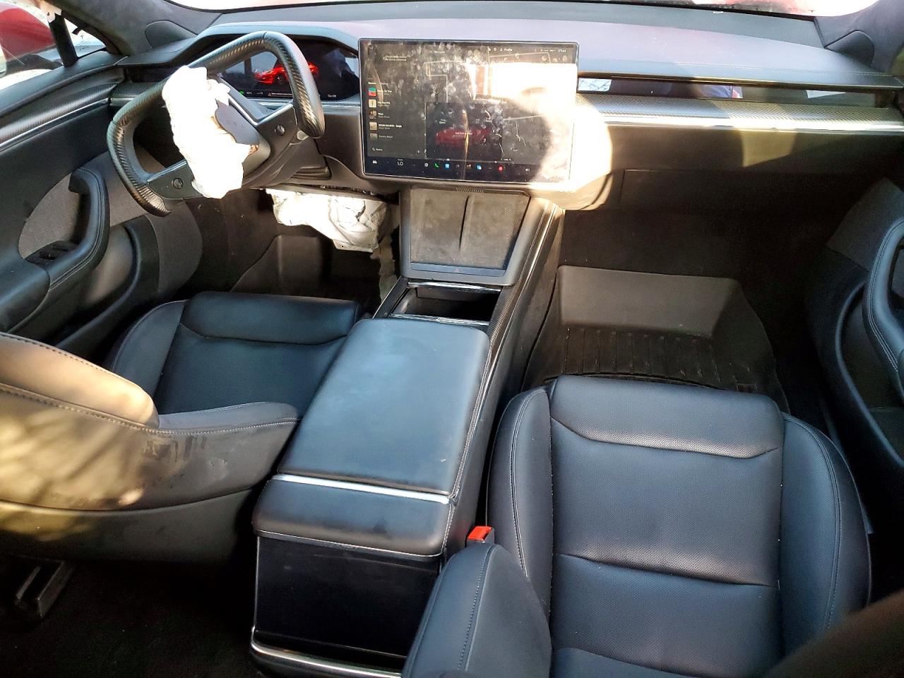 5YJSA1E60MF434693 · 2021 TESLA MODEL S · 4/9