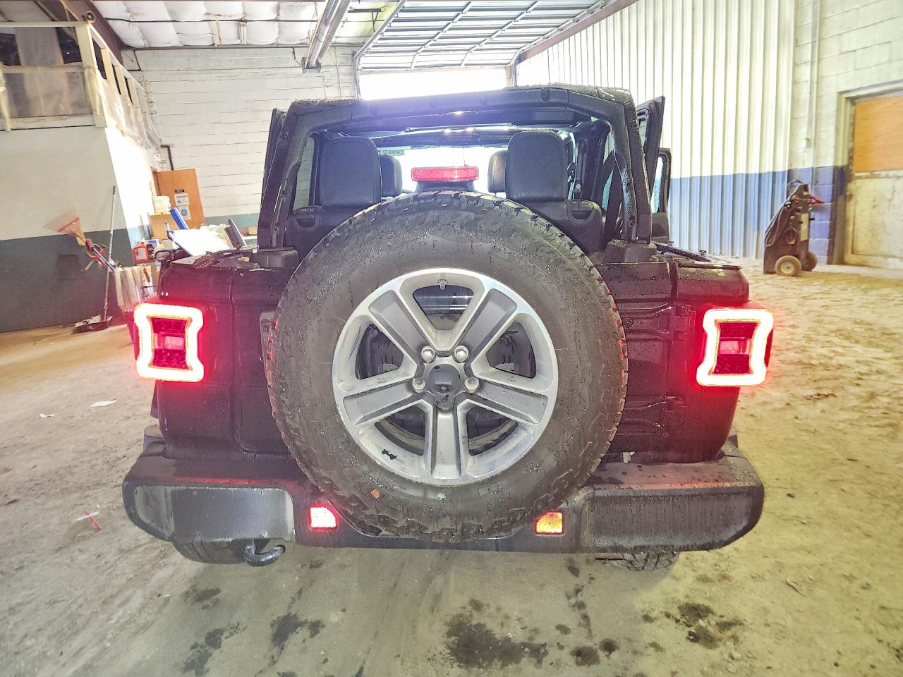 1C4HJXEG5KW633656 · 2019 JEEP WRANGLER UNLIMITED · 6/14
