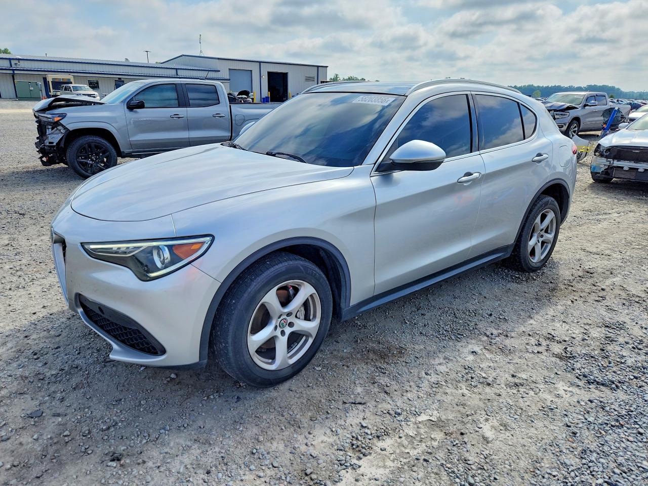 ZASFAKAN2J7B81387 · 2018 ALFA ROMEO STELVIO