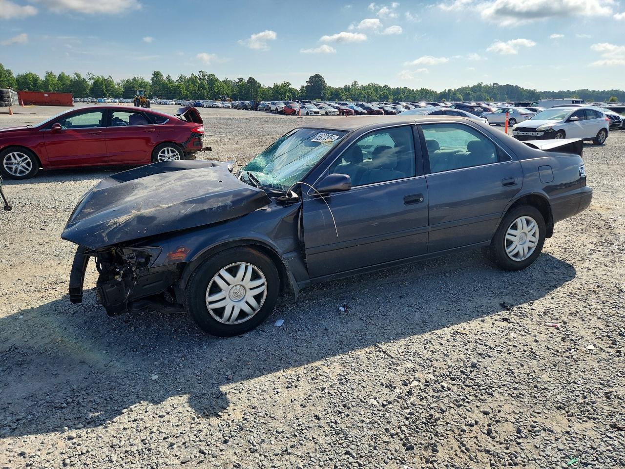 4T1BG22K11U867444 · 2001 TOYOTA CAMRY