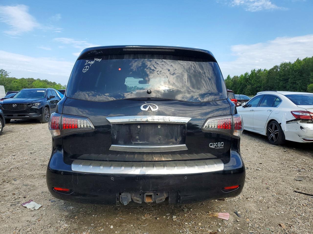 JN8AZ2NE5G9121076 · 2016 INFINITI QX80 · 6/13