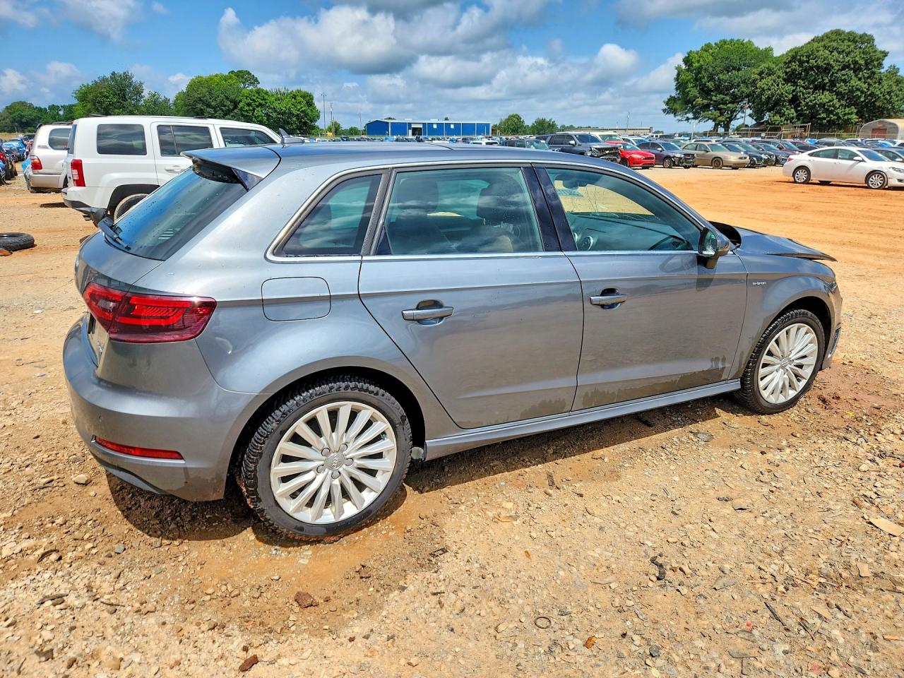 WAUTPBFF1GA066185 · 2016 AUDI A3 · 3/12
