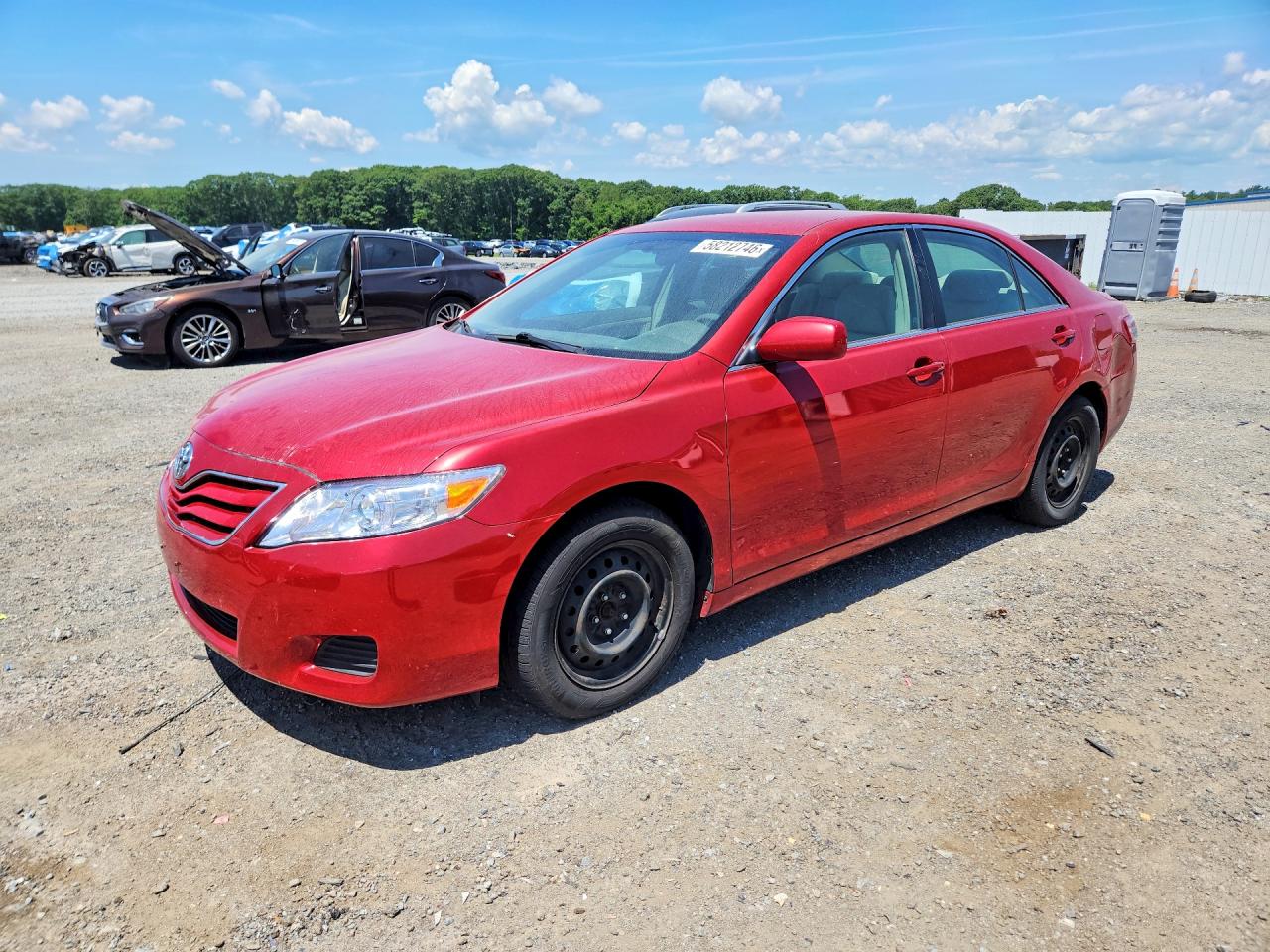 4T1BF3EK2BU585559 · 2011 TOYOTA CAMRY