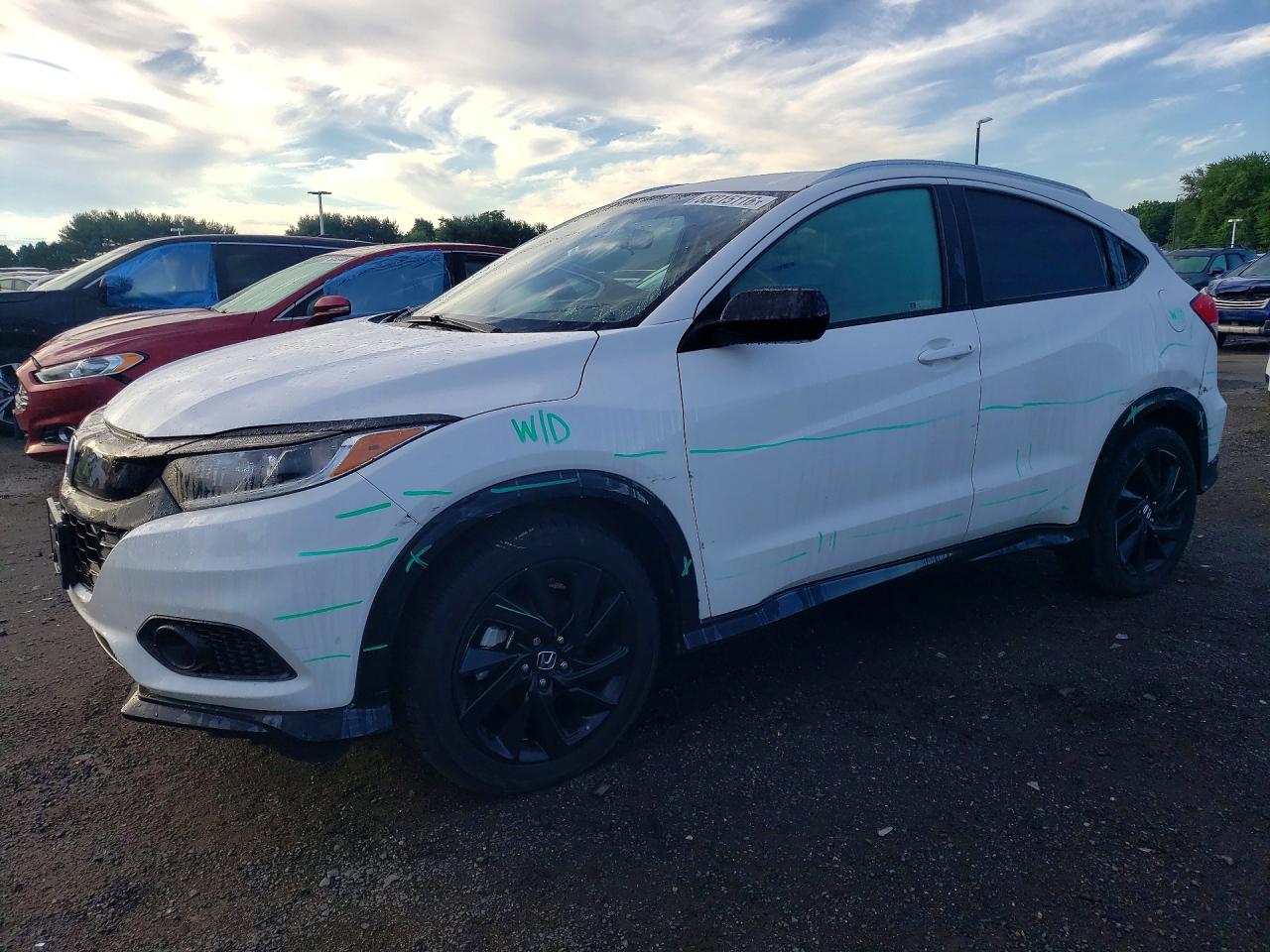 3CZRU6H10NM772945 · 2022 HONDA HR-V