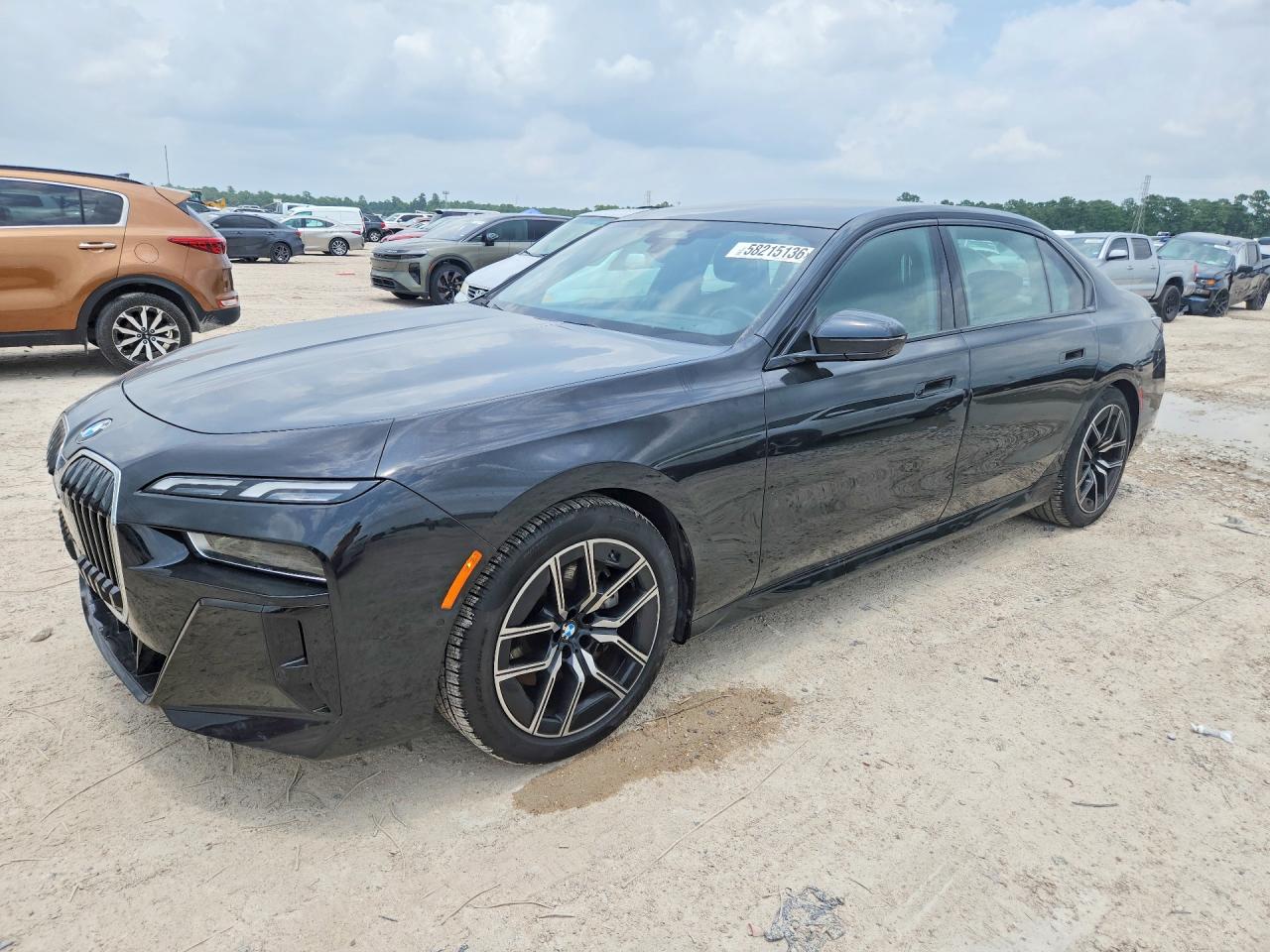 WBA23EH00PCM21708 · 2023 BMW 740