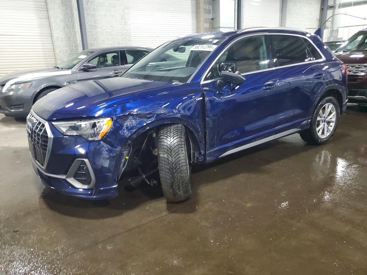WA1DECF38M1114148 · 2021 AUDI Q3