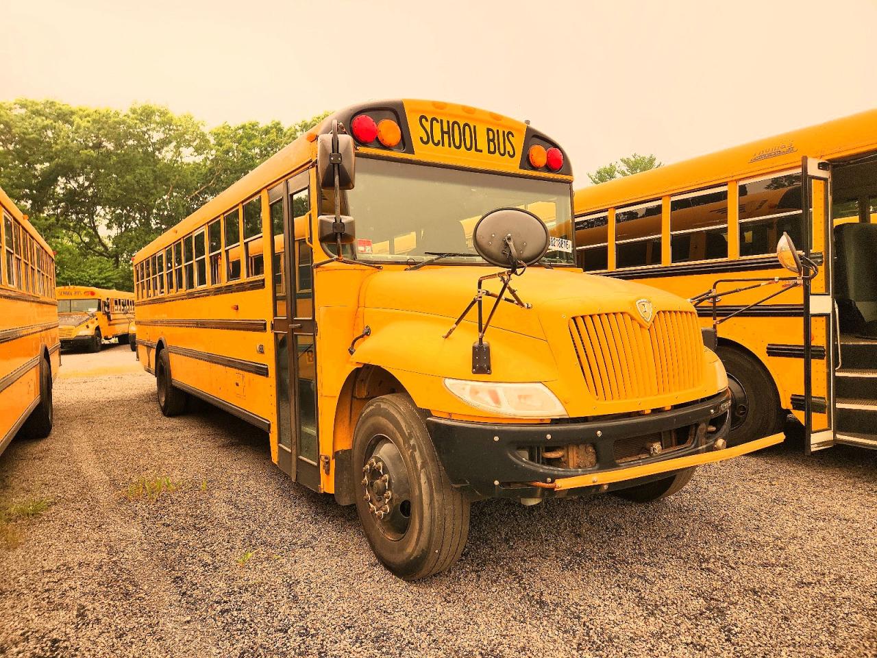 2015 IC CORPORATION 3000