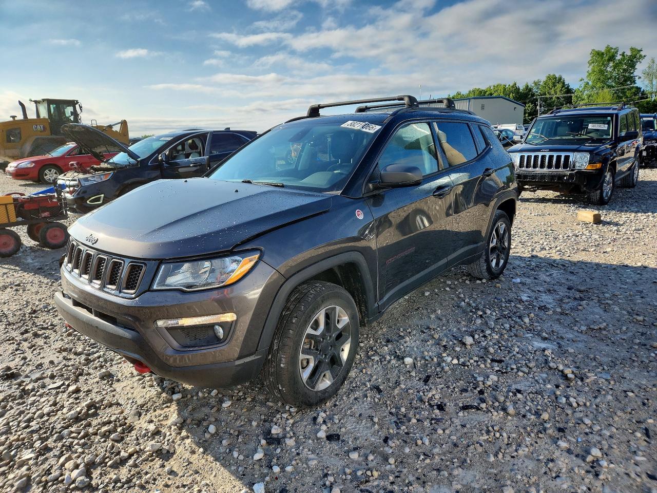 3C4NJDDB8JT231089 · 2018 JEEP COMPASS
