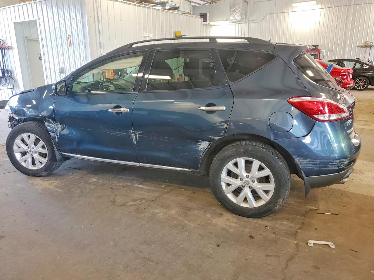 JN8AZ1MW1CW219053 · 2012 NISSAN MURANO · 2/13