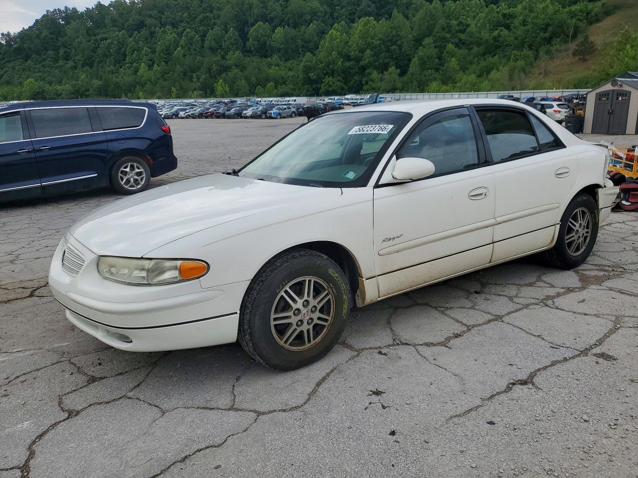 2G4WB55KX21141124 · 2002 BUICK REGAL