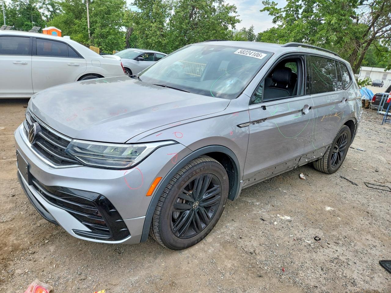 2022 VOLKSWAGEN TIGUAN