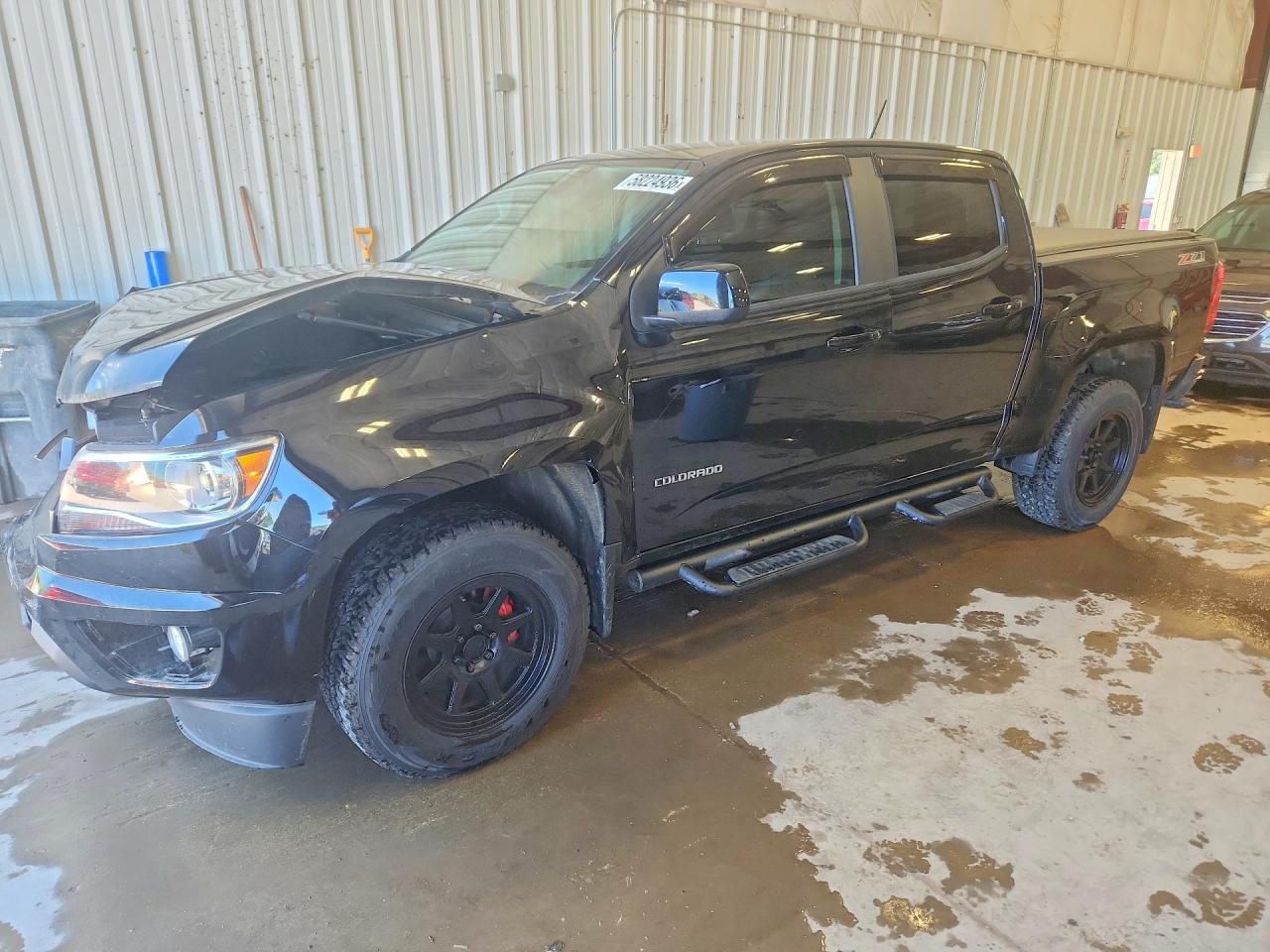 1GCGTDENXJ1307947 · 2018 CHEVROLET COLORADO