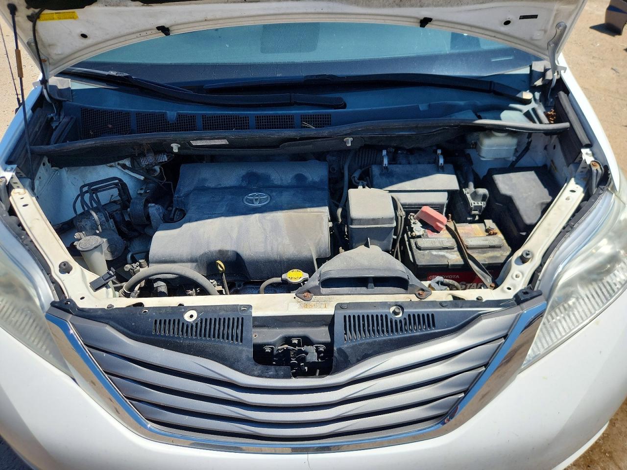 5TDYK3DC6ES407845 · 2014 TOYOTA SIENNA · 12/14