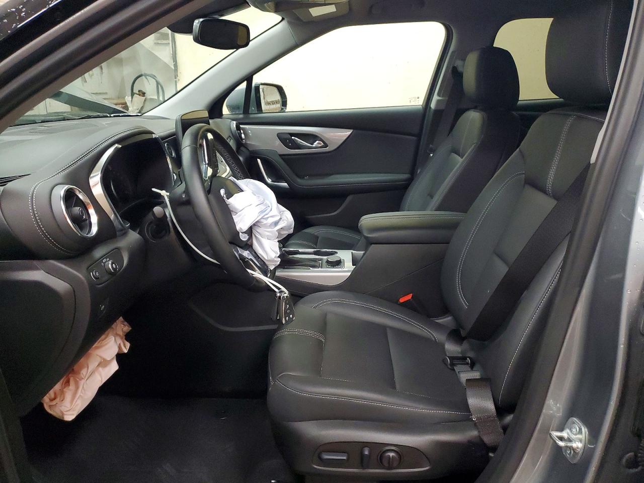 3GNKBJRS6SS162974 · 2025 CHEVROLET BLAZER · 7/13