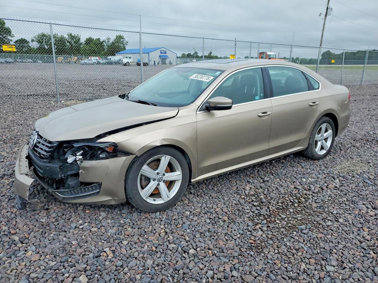 1VWBV7A3XFC053661 · 2015 VOLKSWAGEN PASSAT