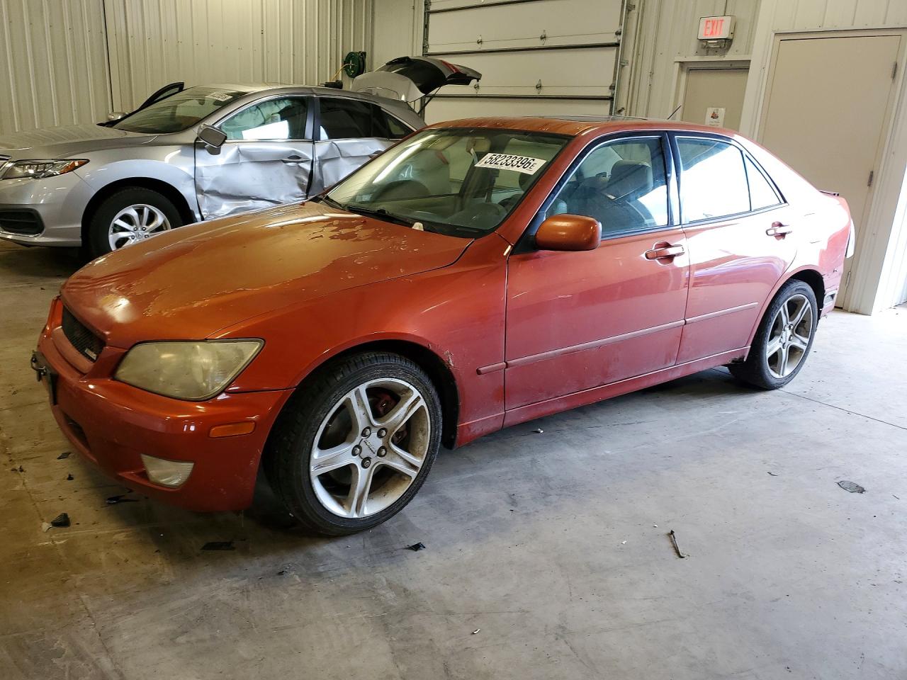 JTHBD182910001625 · 2001 LEXUS IS