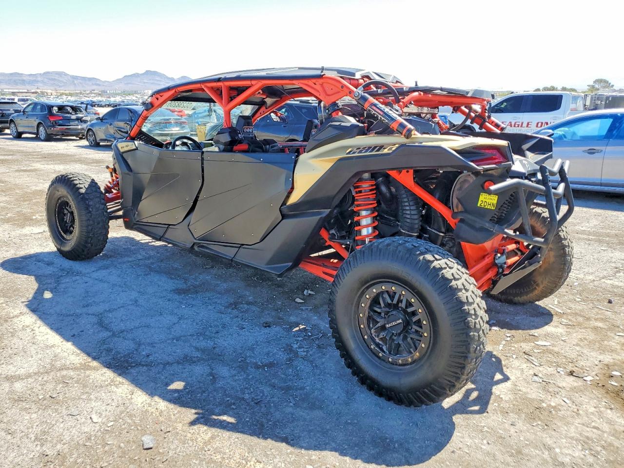 3JBVNAW4XJK002536 · 2018 CAN-AM MAVERICK X3 · 3/10