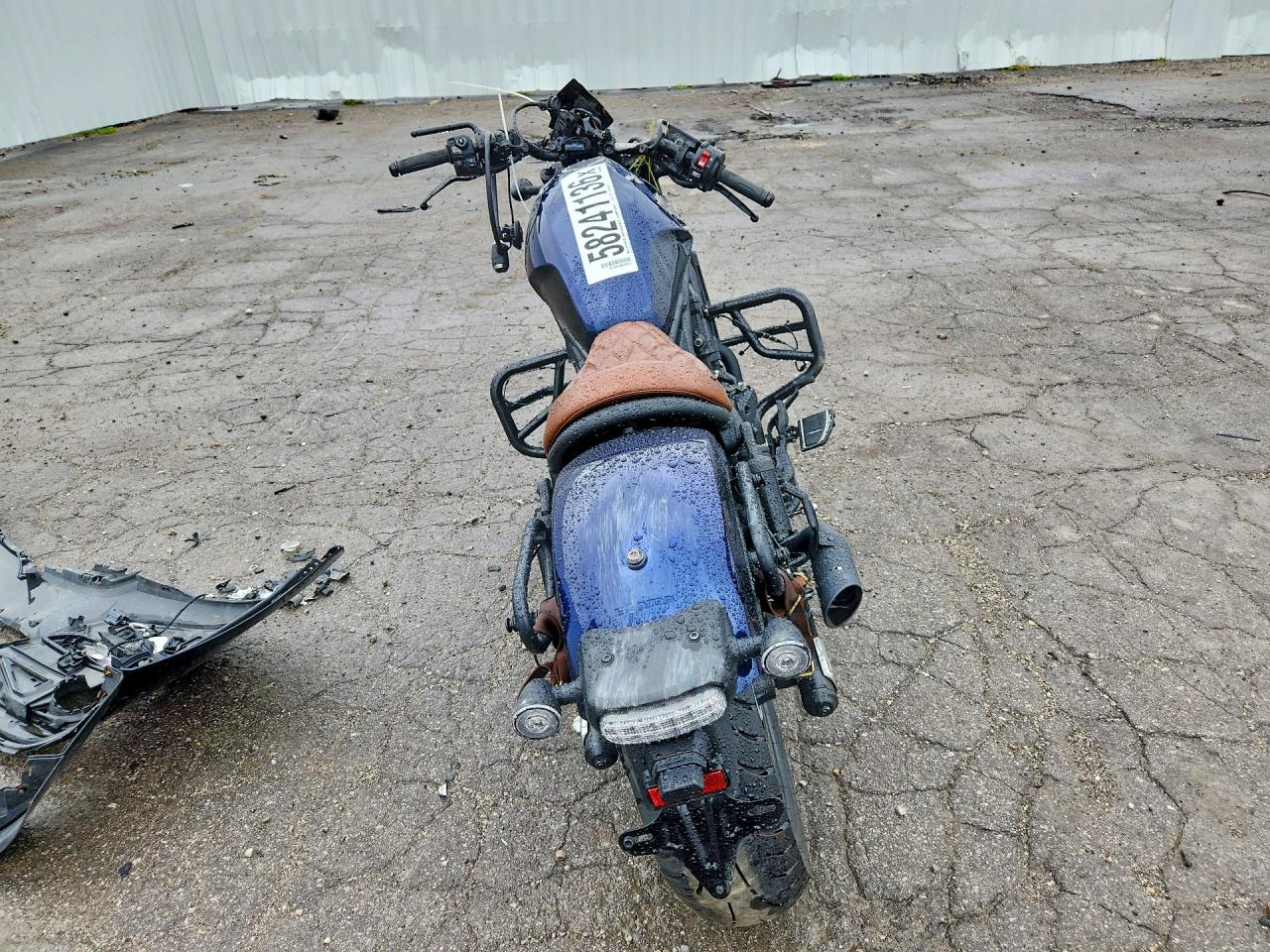 JH2SC8710SK001077 · 2025 HONDA CMX1100 · 4/9