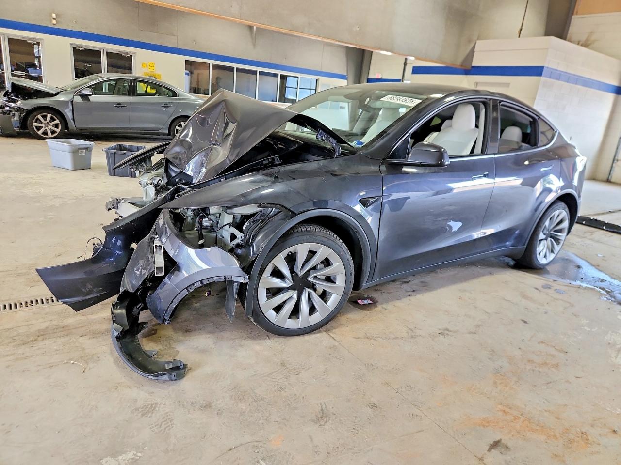 7SAYGDEE5TA500848 · 2026 TESLA MODEL Y