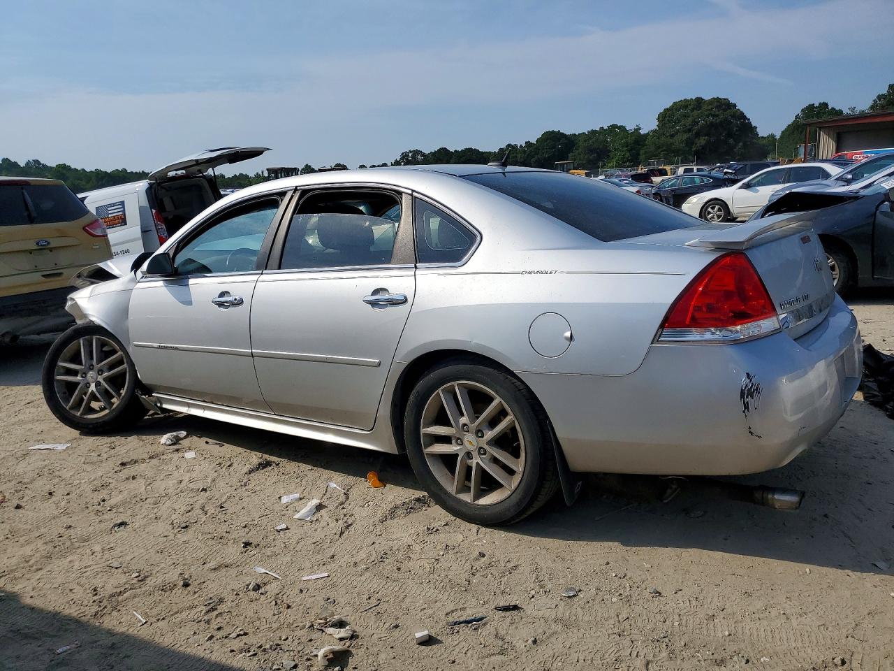2G1WC5EM2A1216912 · 2010 CHEVROLET IMPALA · 2/13