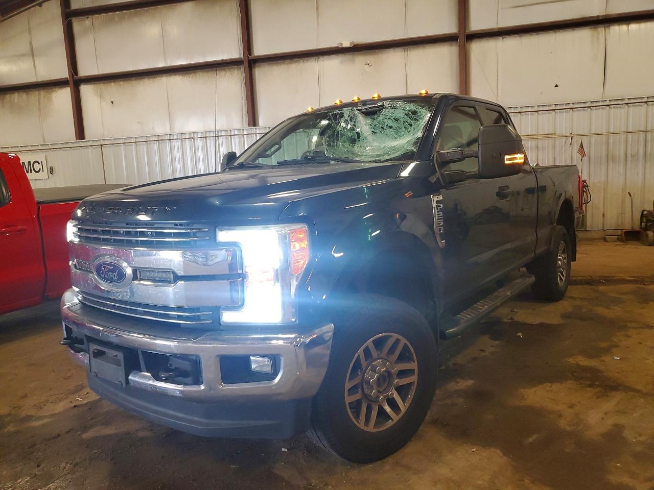 1FT7X2B6XHEB83719 · 2017 FORD F250