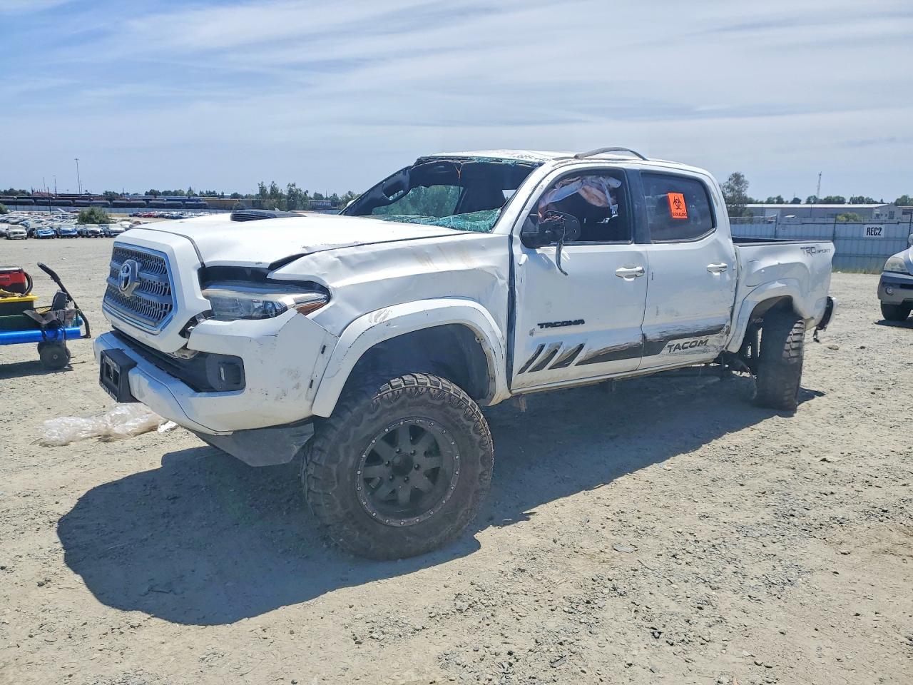 2017 TOYOTA TACOMA