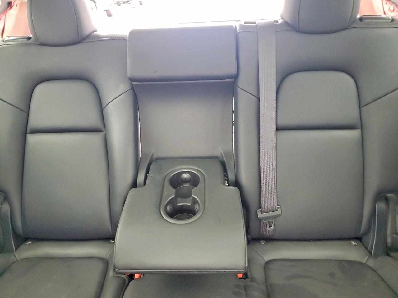 7SAYGAEEXNF561813 · 2022 TESLA MODEL Y · 10/14