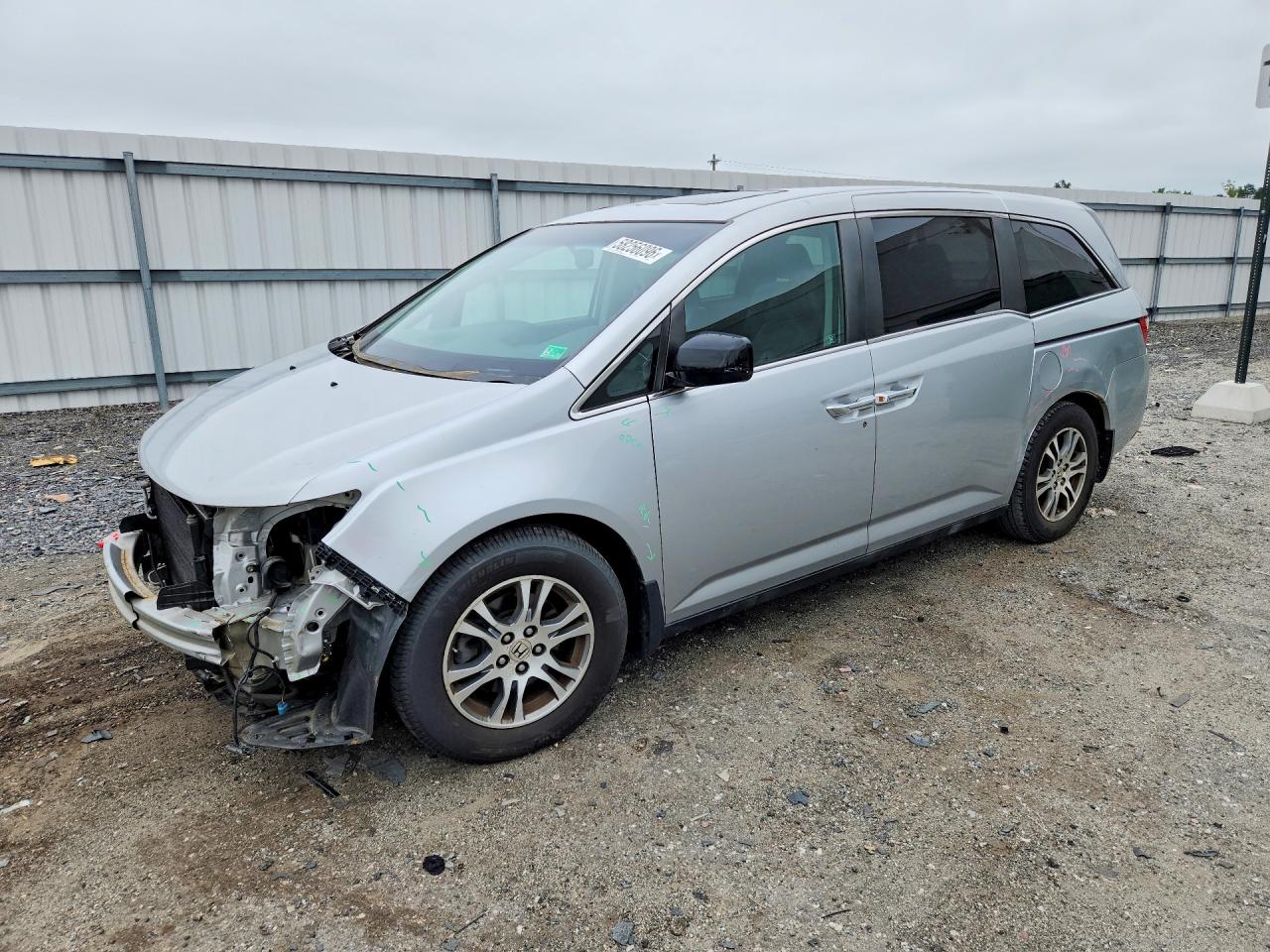 5FNRL5H63CB069890 · 2012 HONDA ODYSSEY