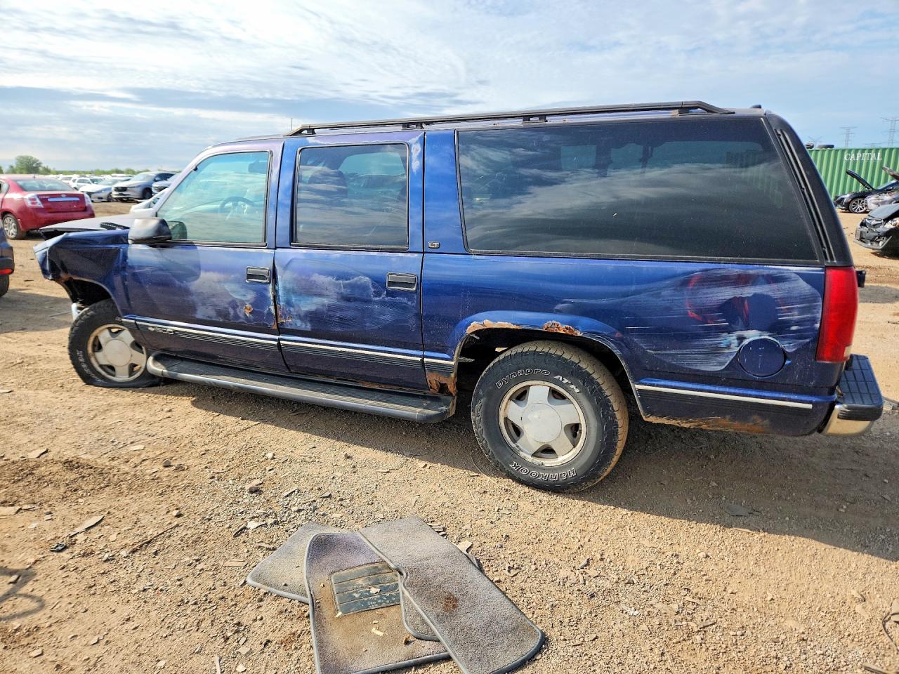 1GNFK16R4XJ459334 · 1999 CHEVROLET SUBURBAN · 2/12