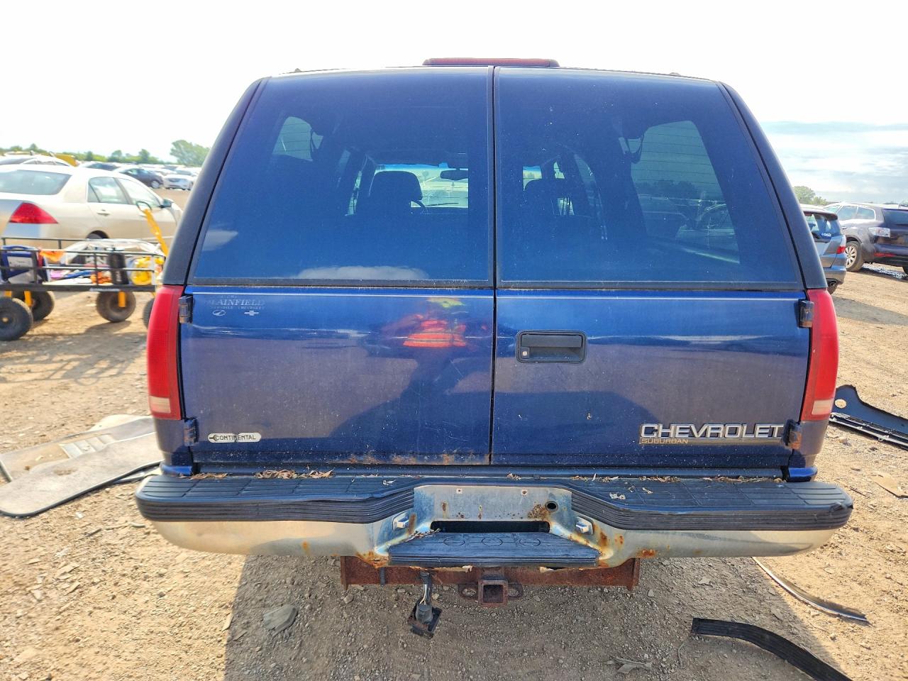 1GNFK16R4XJ459334 · 1999 CHEVROLET SUBURBAN · 6/12