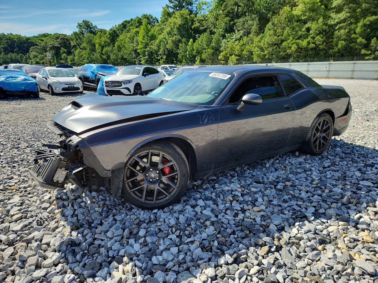 2C3CDZBT7KH552305 · 2019 DODGE CHALLENGER