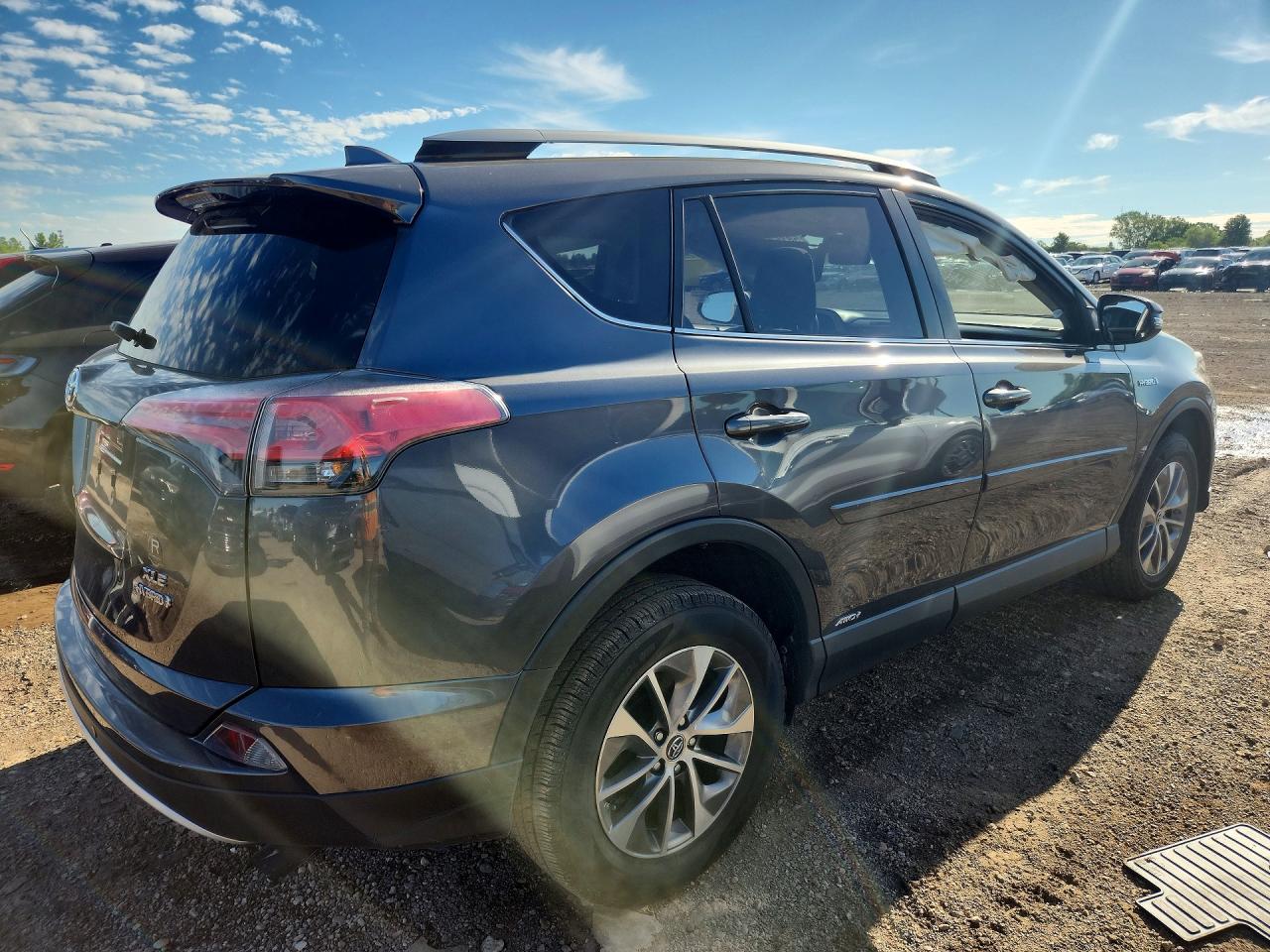 JTMRJREV3GD040380 · 2016 TOYOTA RAV4 HV · 3/12