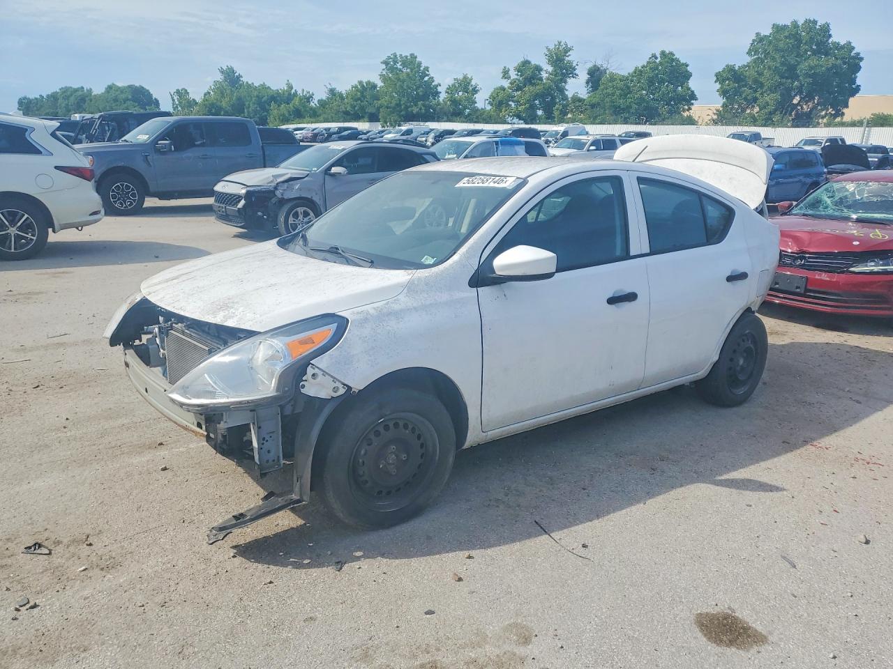 3N1CN7AP3HL856218 · 2017 NISSAN VERSA
