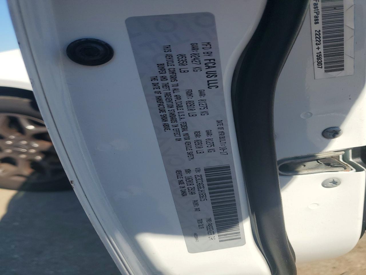 2C3CCAGG6JH165615 · 2018 CHRYSLER 300 · 12/12