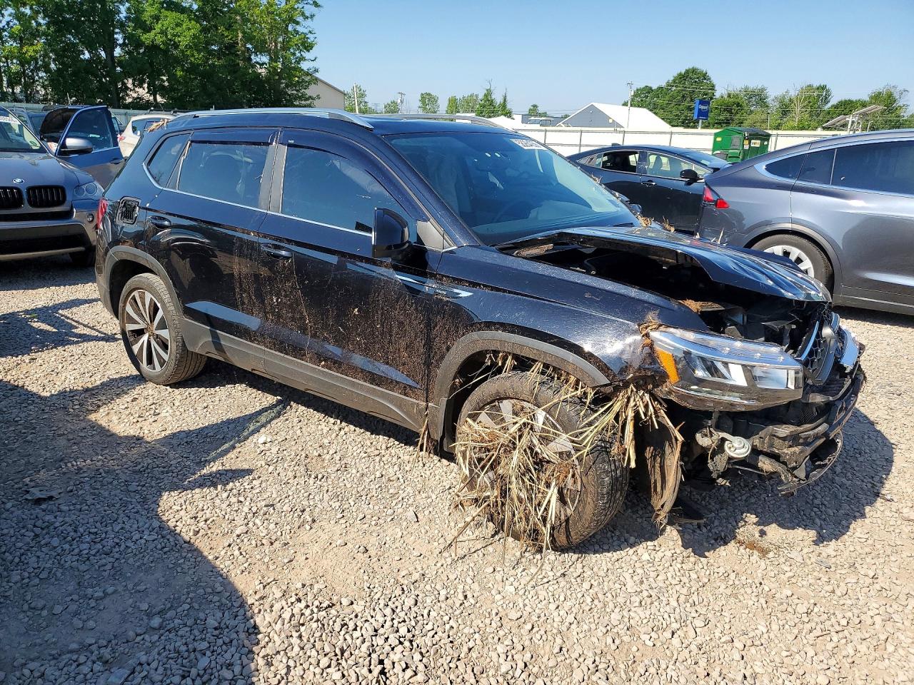3VVWX7B2XNM098456 · 2022 VOLKSWAGEN TAOS · 4/14