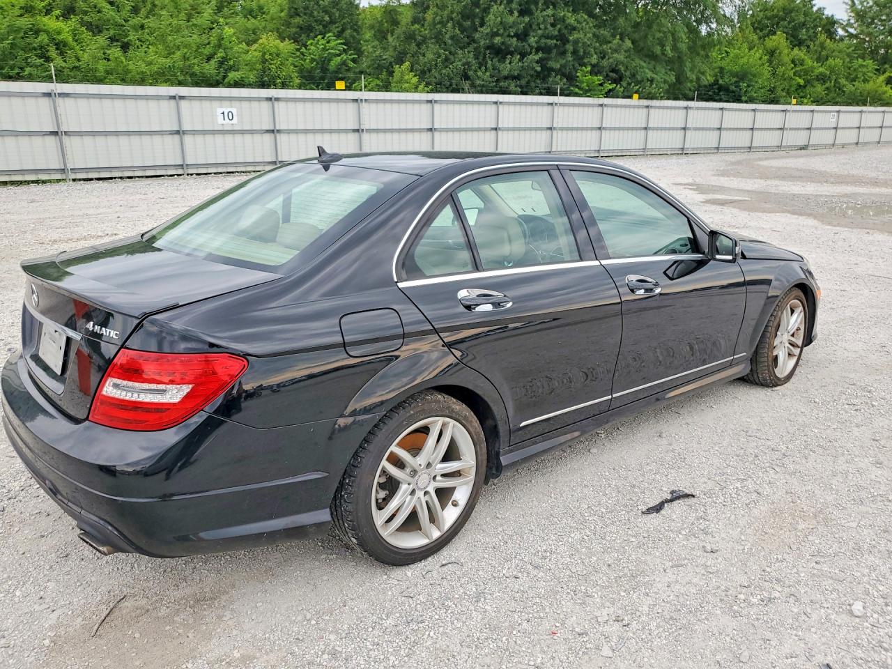 WDDGF8AB6DG124238 · 2013 MERCEDES-BENZ C · 3/13