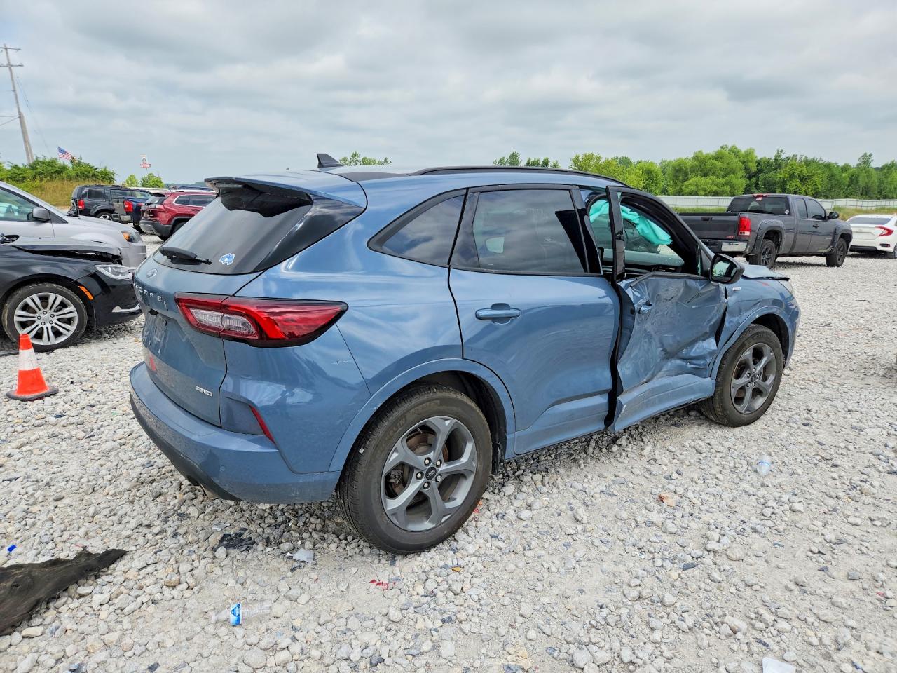 1FMCU9MN6RUB43175 · 2024 FORD ESCAPE · 3/13