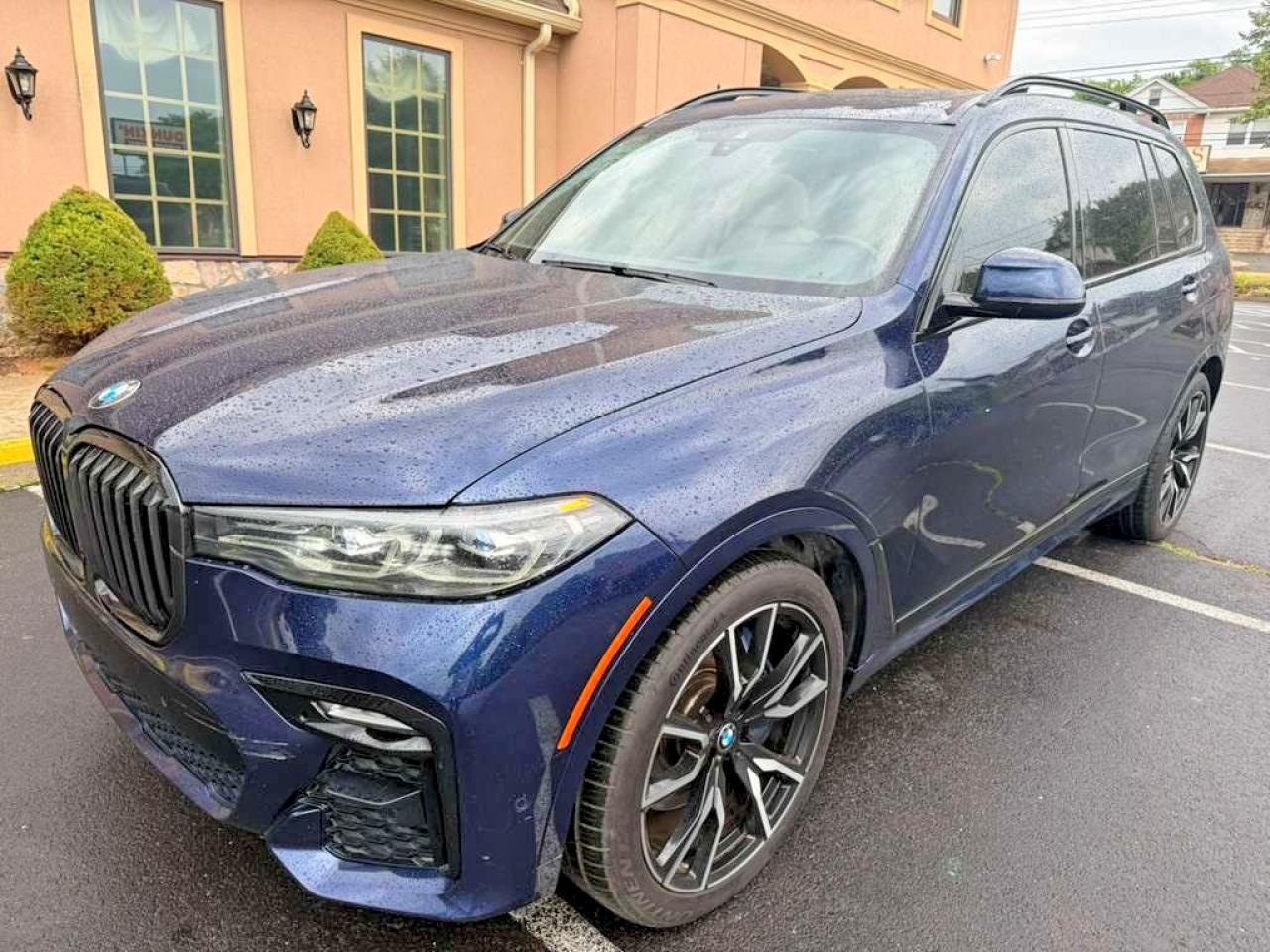 5UXCW2C04N9M02866 · 2022 BMW X7