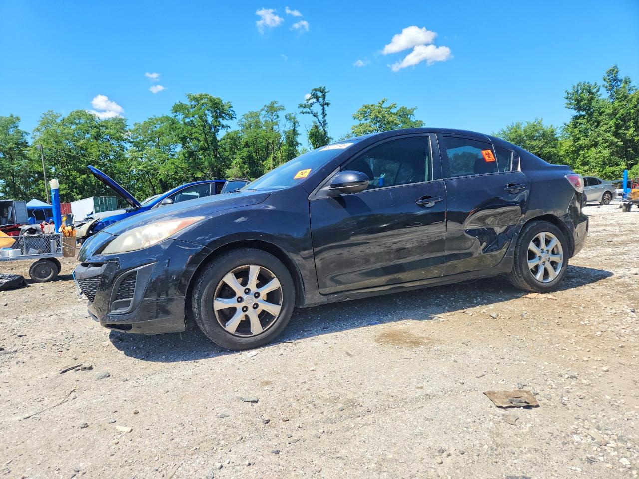 JM1BL1SG3A1288169 · 2010 MAZDA 3