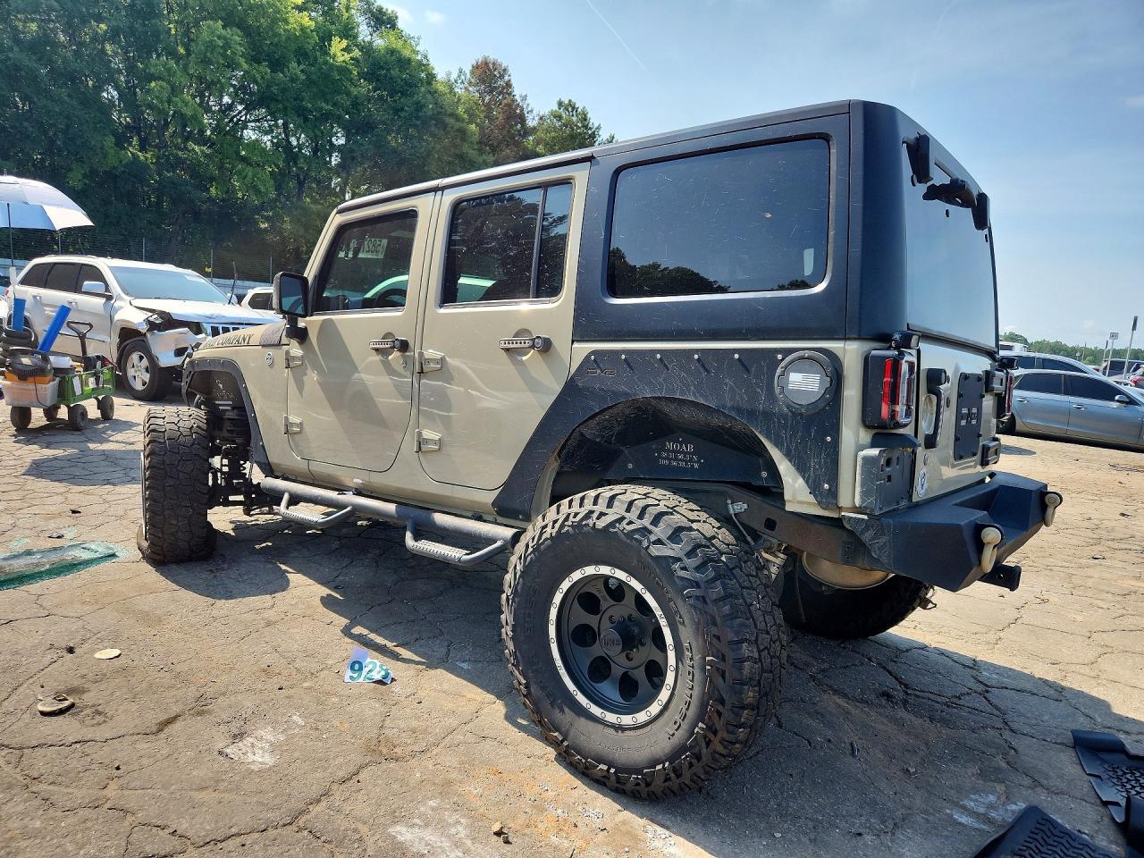 1C4BJWDG3HL568365 · 2017 JEEP WRANGLER UNLIMITED · 2/13