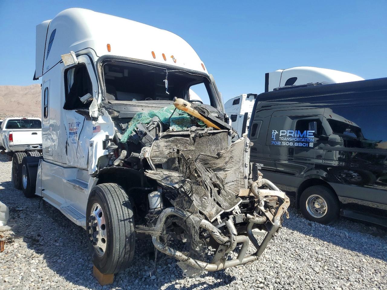 3AKJHHDR5RSUS3086 · 2024 FREIGHTLINER CASCADIA 126