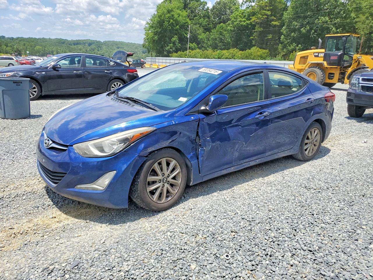 5NPDH4AE9FH588942 · 2015 HYUNDAI ELANTRA