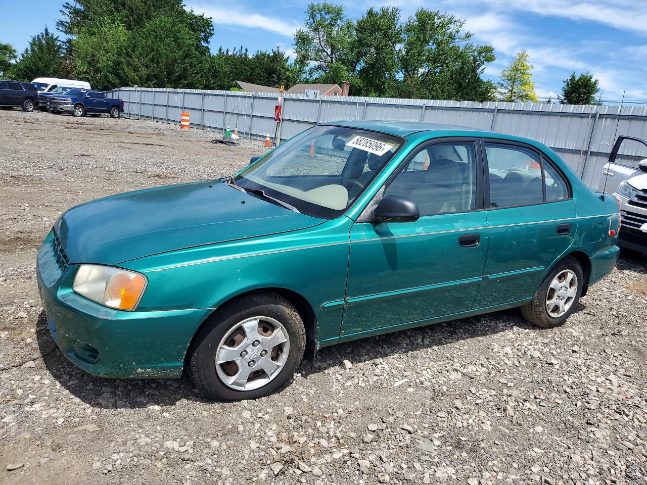 KMHCG45C91U169698 · 2001 HYUNDAI ACCENT