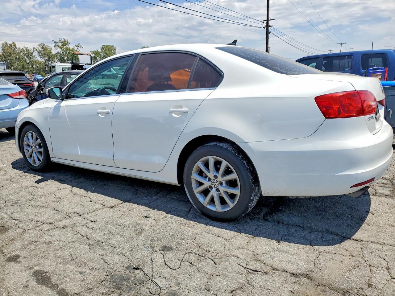 3VWDP7AJ5DM434105 · 2013 VOLKSWAGEN JETTA · 2/12