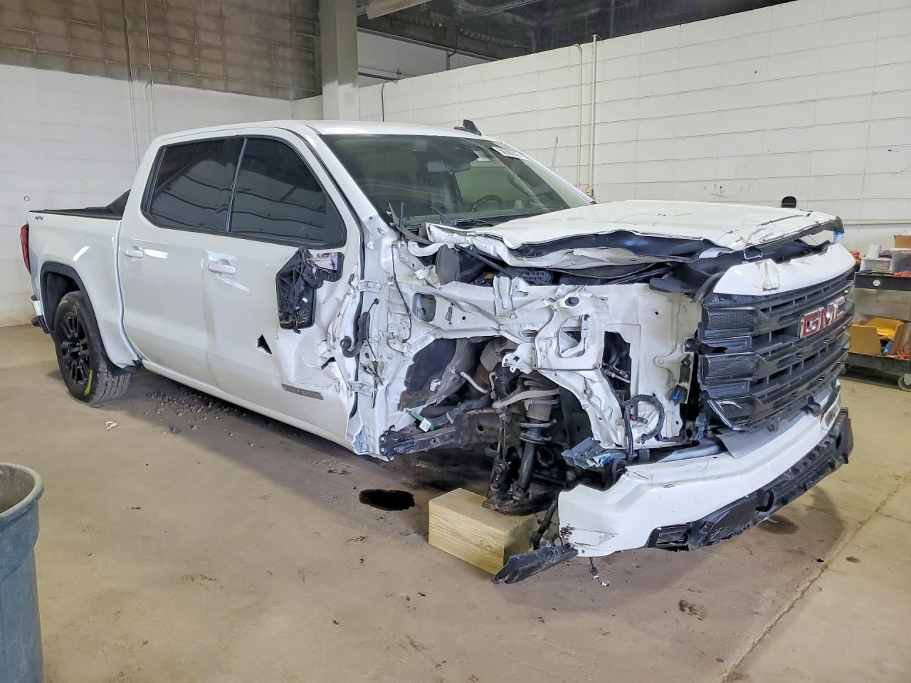 3GTPUCEK3NG527144 · 2022 GMC SIERRA · 4/13