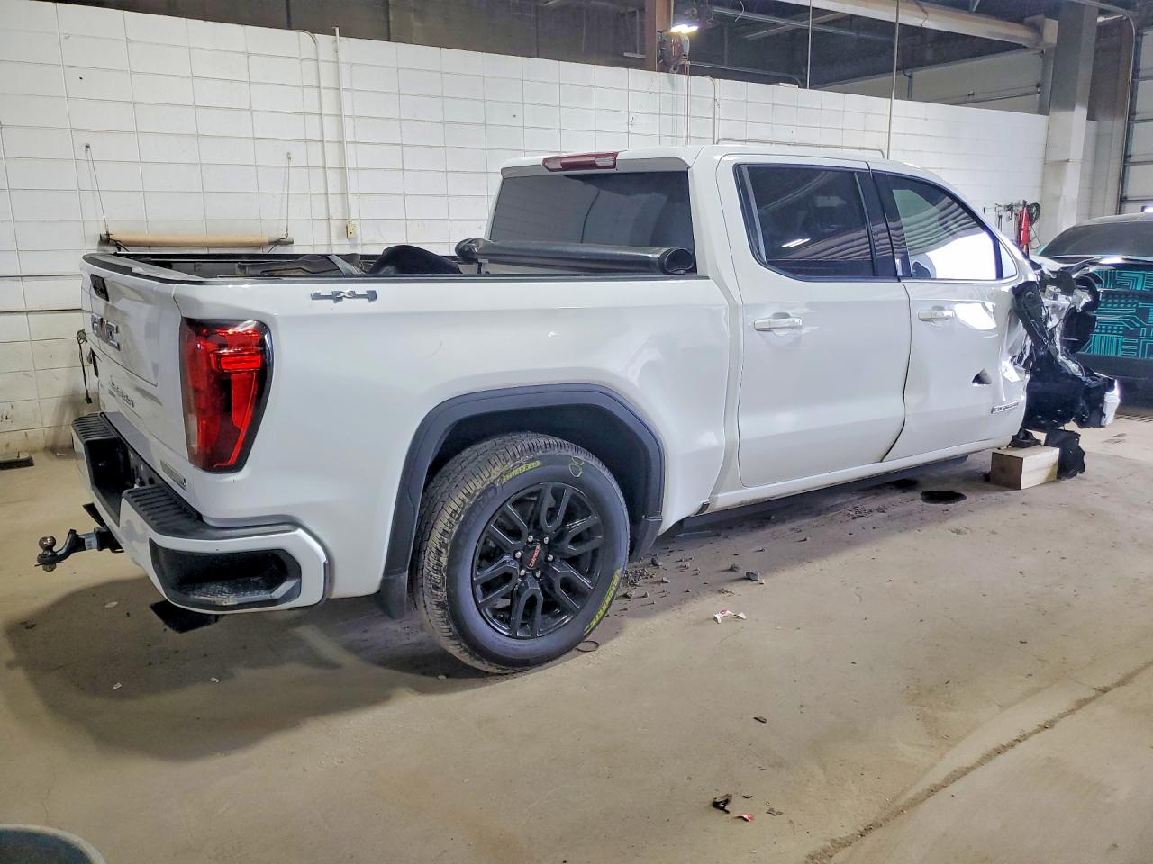 3GTPUCEK3NG527144 · 2022 GMC SIERRA · 3/13