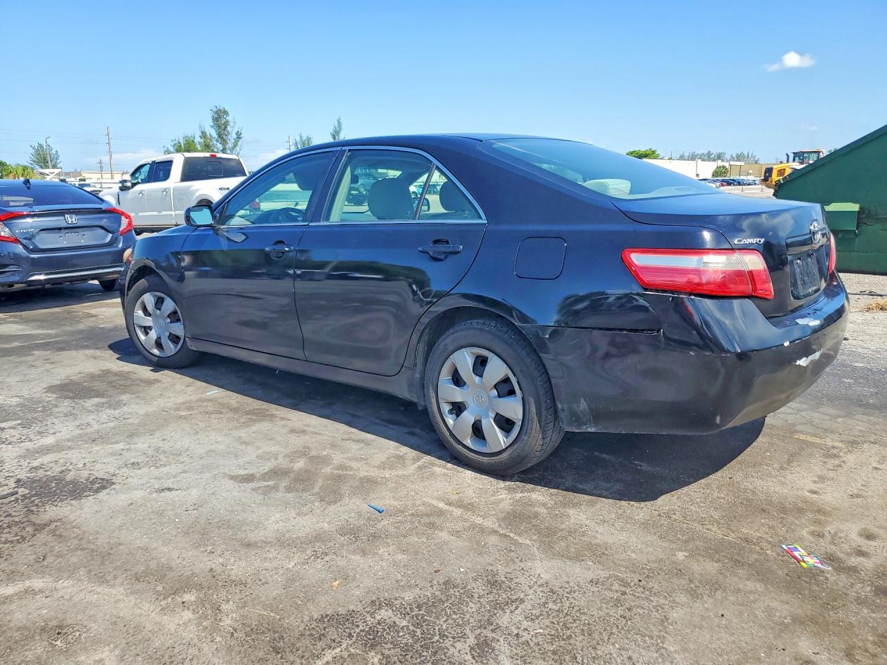 4T1BE46K79U381907 · 2009 TOYOTA CAMRY · 2/12