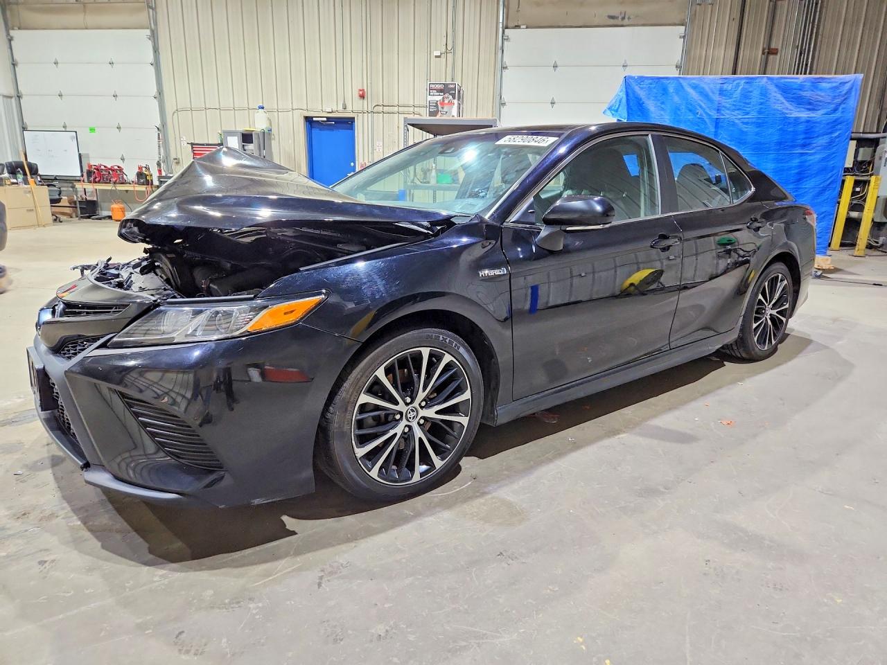 4T1B21HK2JU002479 · 2018 TOYOTA CAMRY HYBRID