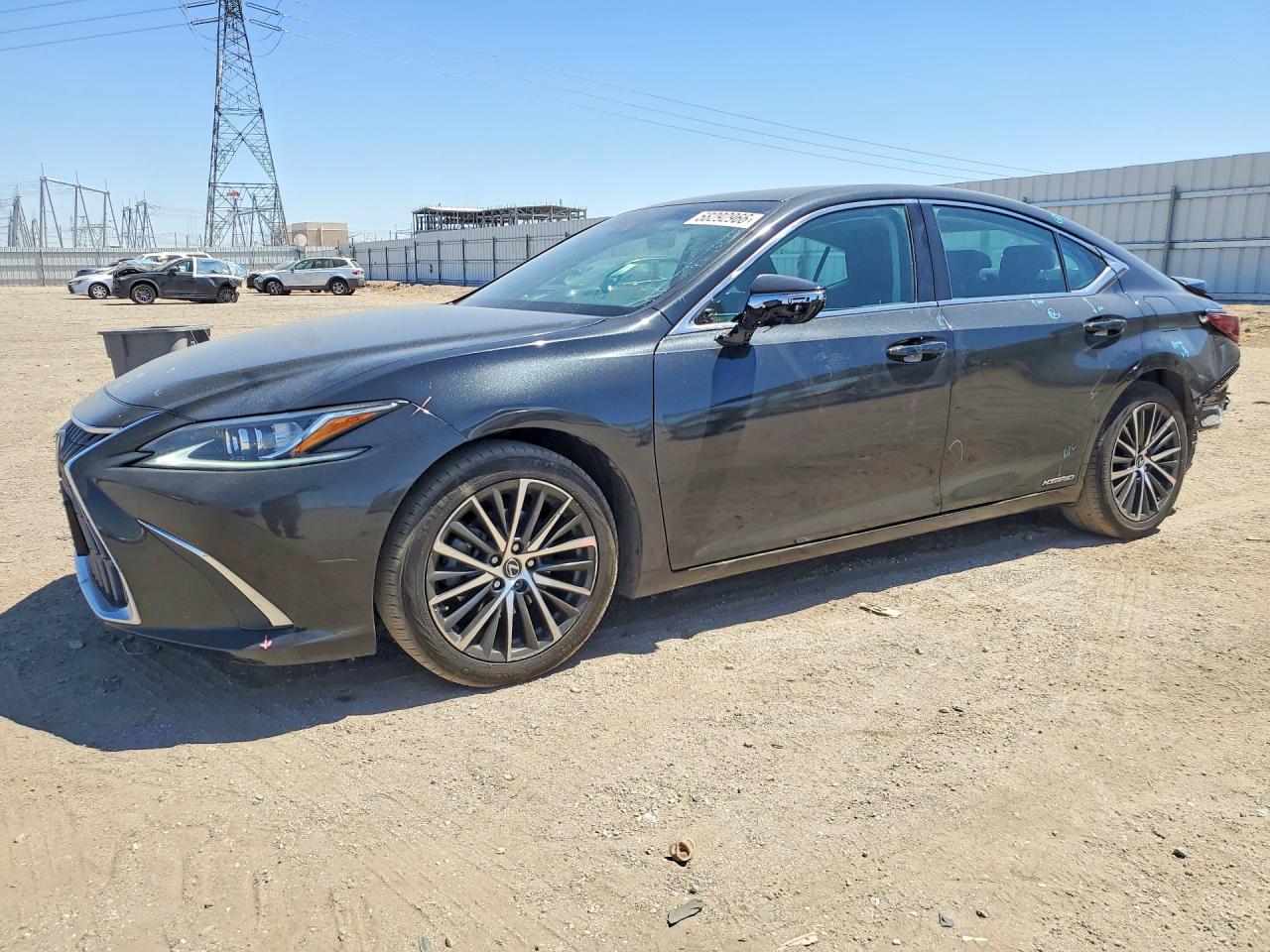 2022 LEXUS ES 300H