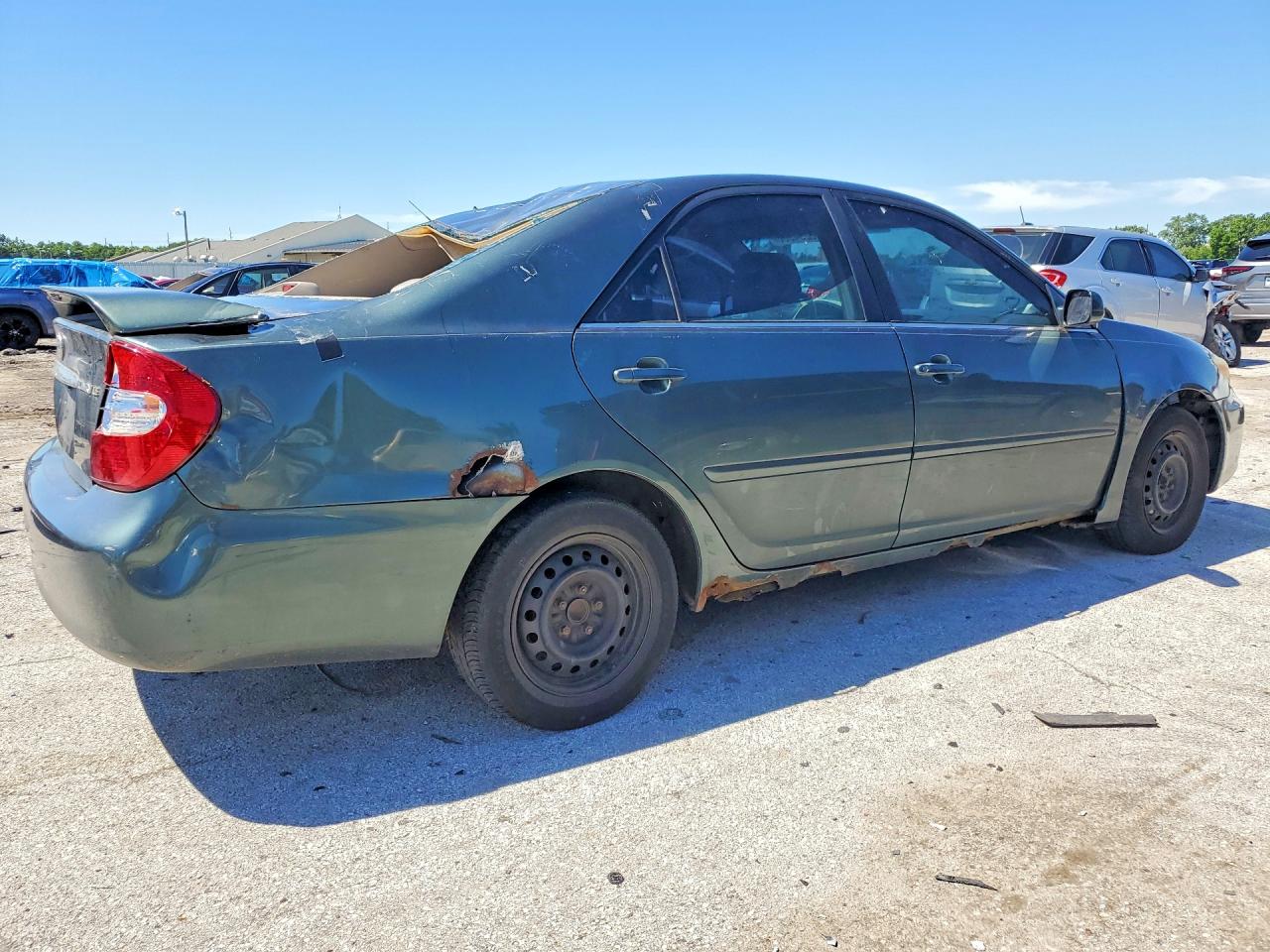4T1BE32K02U515873 · 2002 TOYOTA CAMRY · 3/12